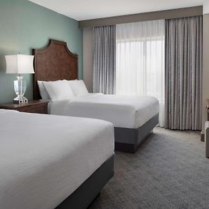 Queen Suite Two Queen Beds